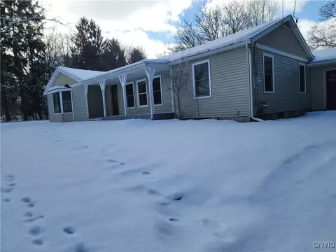 2 Elmridge Rd, Jamesville, NY 13078 photo 2