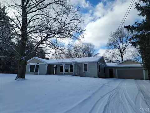 2 Elmridge Rd, Jamesville, NY 13078 photo 3