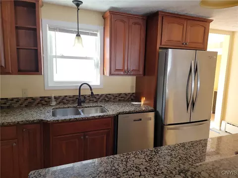 2 Elmridge Rd, Jamesville, NY 13078 photo 8