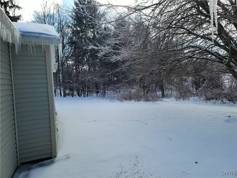 2 Elmridge Rd, Jamesville, NY 13078 photo 5