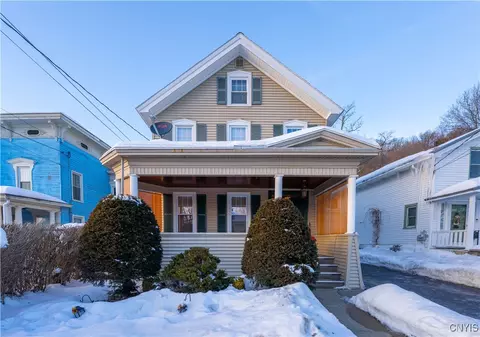 628 E Gansevoort St, Little Falls, NY 13365