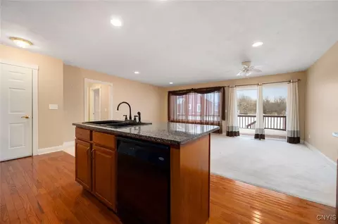 532 Florence Ave, Oneida, NY 13421 photo 8