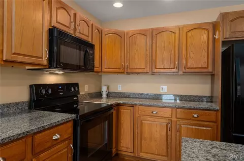 532 Florence Ave, Oneida, NY 13421 photo 7