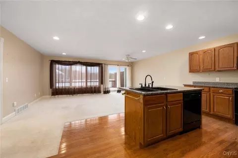 532 Florence Ave, Oneida, NY 13421 photo 5