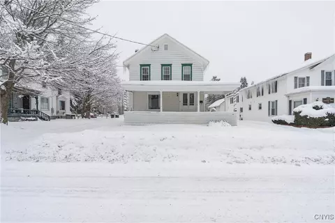 20 Barnes St, Gouverneur, NY 13642