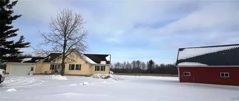6816 Jug Point Rd, Verona, NY 13478