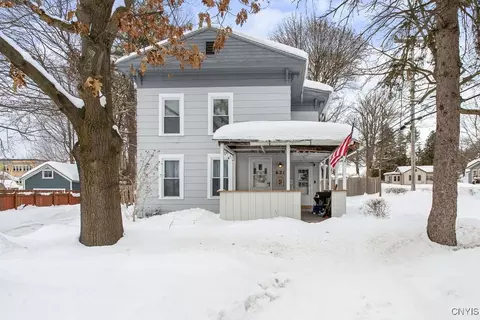 623 Seneca St, Fulton, NY 13069
