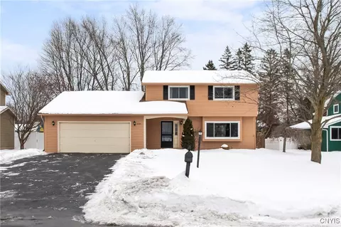 8304 Parker House, Cicero, NY 13039