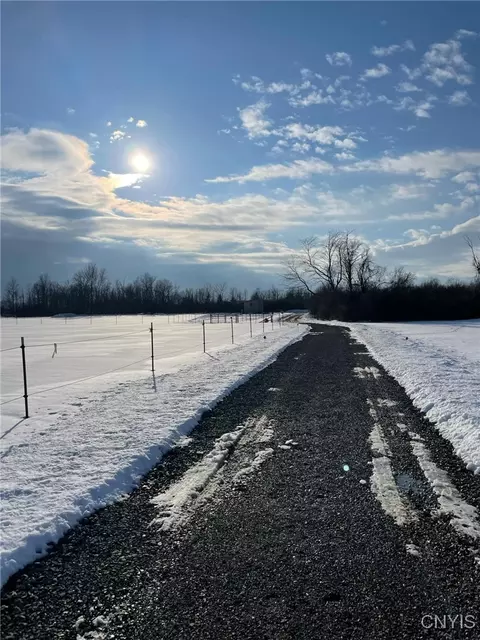 36675 Clayton Center Rd, Clayton, NY 13624