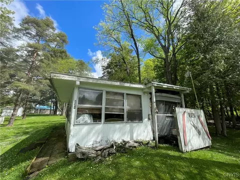 221 Funk Rd E, Nelson, NY 13061