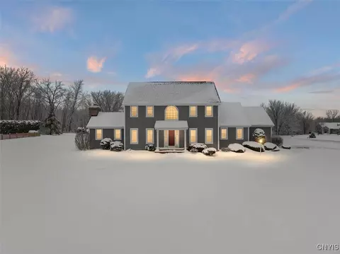 11 Kimberlee Dr, Sullivan, NY 13037