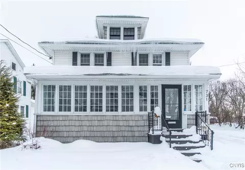 731 Holcomb St, Watertown, NY 13601