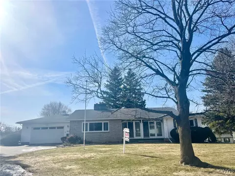 211 Prospect St, Lenox, NY 13032