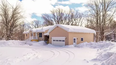 5894 Springhouse Rd, Rome, NY 13440