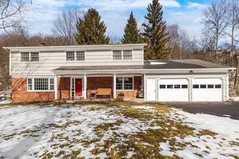503 Standish Dr, Syracuse, NY 13224