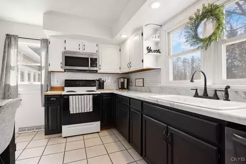 Kitchen - 4780 State St, Oneida, NY 13421 photo 2 of 3