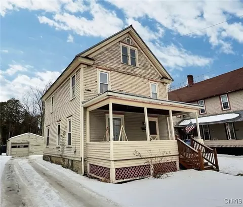 98 Clinton Ave, Cortland, NY 13045