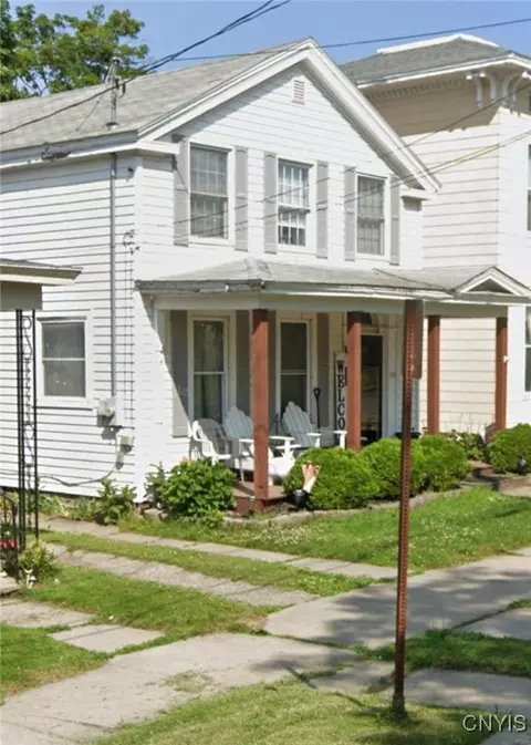 164 E 4th St, Oswego, NY 13126
