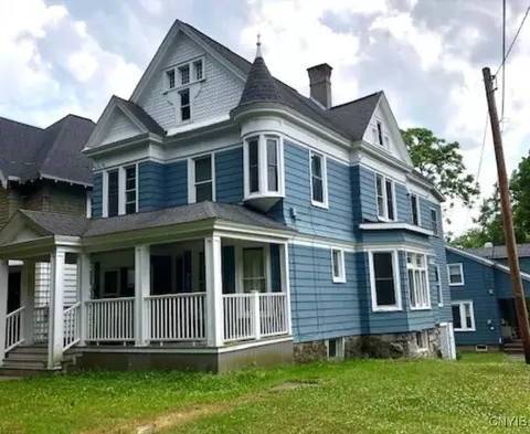 854-856 Lancaster Ave, Syracuse, NY 13210