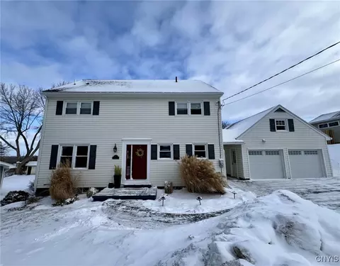 618 E Hamilton Ave, Sherrill, NY 13461