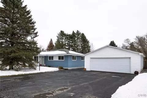 107 Hadley Dr, Le Ray, NY 13612