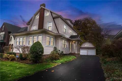 100 Wellesley Rd, Syracuse, NY 13207