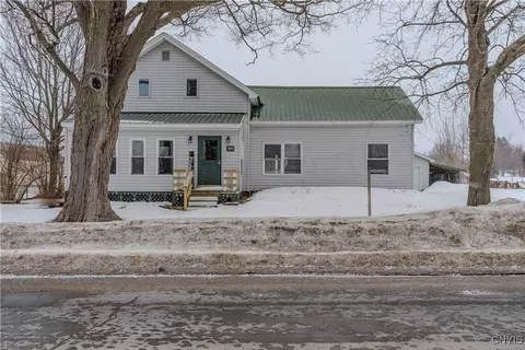7971 Lake Rd, Belleville, NY 13611