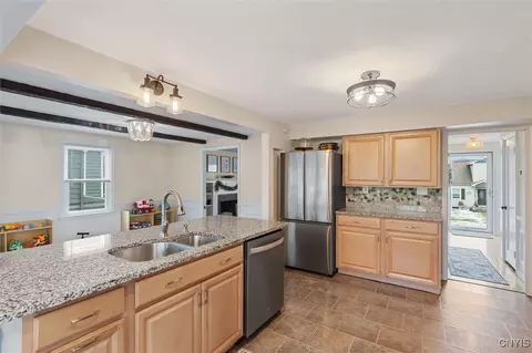 Kitchen - 212 Ambergate Rd, Syracuse, NY 13214 photo 5 of 5