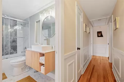 Entry Way - 212 Ambergate Rd, Syracuse, NY 13214 photo 3 of 3