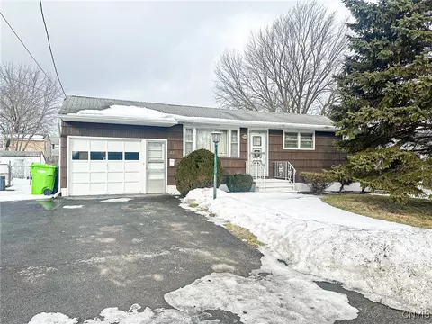213 Noble Ave, Salina, NY 13206