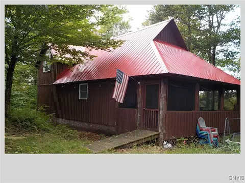 1024 Maple Ln, Osceola, NY 13437