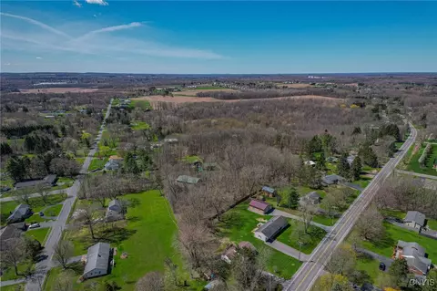 7715 River Rd, Lysander, NY 13027 photo 8