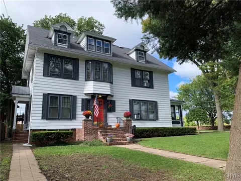 2225 James St, Syracuse, NY 13208
