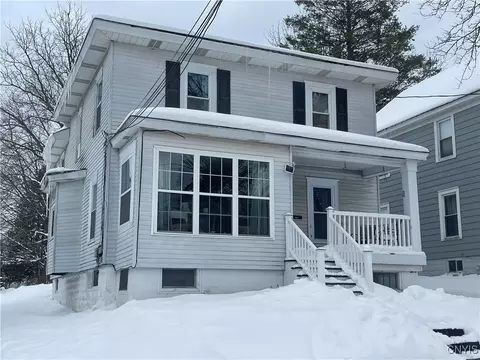59 W 2nd St S #2, Fulton, NY 13069
