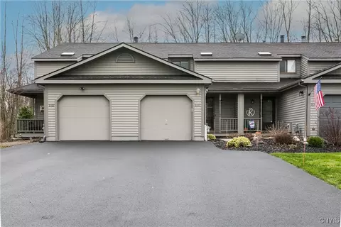 6180 Heddy Ln, Cicero, NY 13039