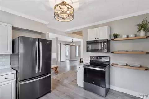 Kitchen - 85 Lock St, Schroeppel, NY 13135 photo 3 of 4