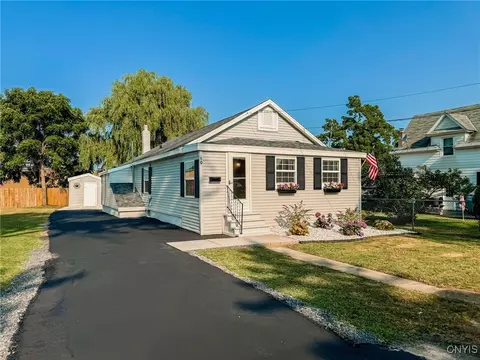 19 Lexington Ave, Auburn, NY 13021