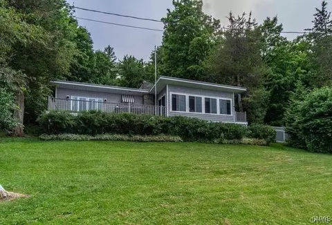 15126 Snowshoe Rd, Henderson, NY 13650