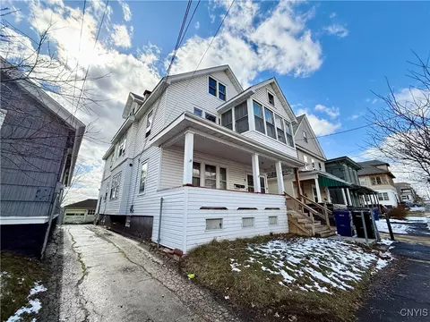 109 Spring St, Syracuse, NY 13208