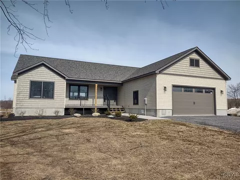3062 County Route 2, Richland, NY 13144