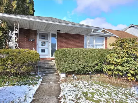109 Zoa Ave, Union, NY 13790
