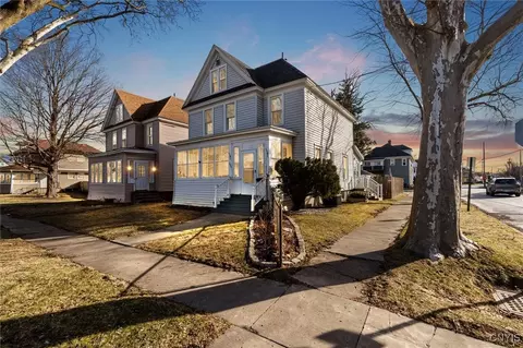 200 East Ave, East Syracuse, NY 13057