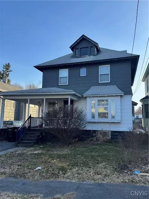 217 Sedgwick St, Syracuse, NY 13203