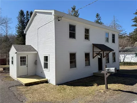 3664 Eaton Brook Rd, Nelson, NY 13061