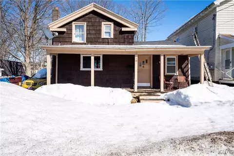 261 W 4th St, Fulton, NY 13069