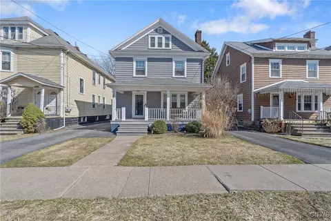 125 Clifton Pl, Syracuse, NY 13206