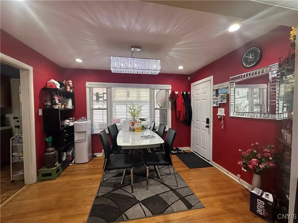 Dining - 211 Dorchester Ave, Syracuse, NY 13203 photo 1 of 1
