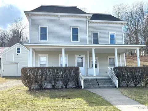 30 Academy St, Marathon, NY 13803