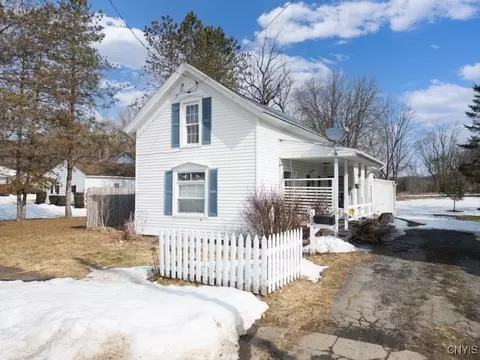 552 Lake St, Herkimer, NY 13350