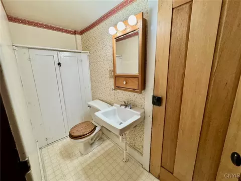 29 E 2nd St, Oneida, NY 13421 photo 26